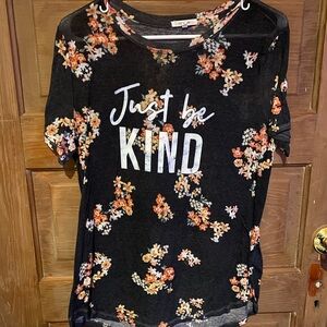 💎3FOR $15💎 Maurices Black Floral 'Just Be Kind' Tee